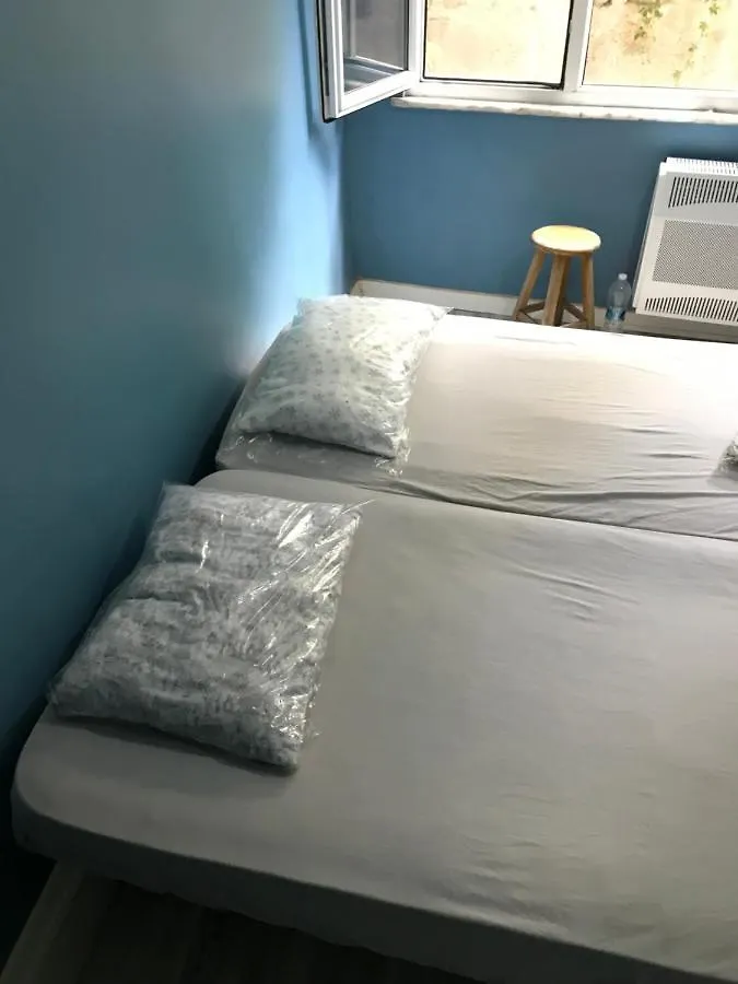 Apartament A Private Room In Shared Accommodation For Daily Rent Istanbul